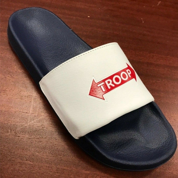 Men's Troop Arrow Slide White | Navy Flip Flops NWT - Picture 1 of 1